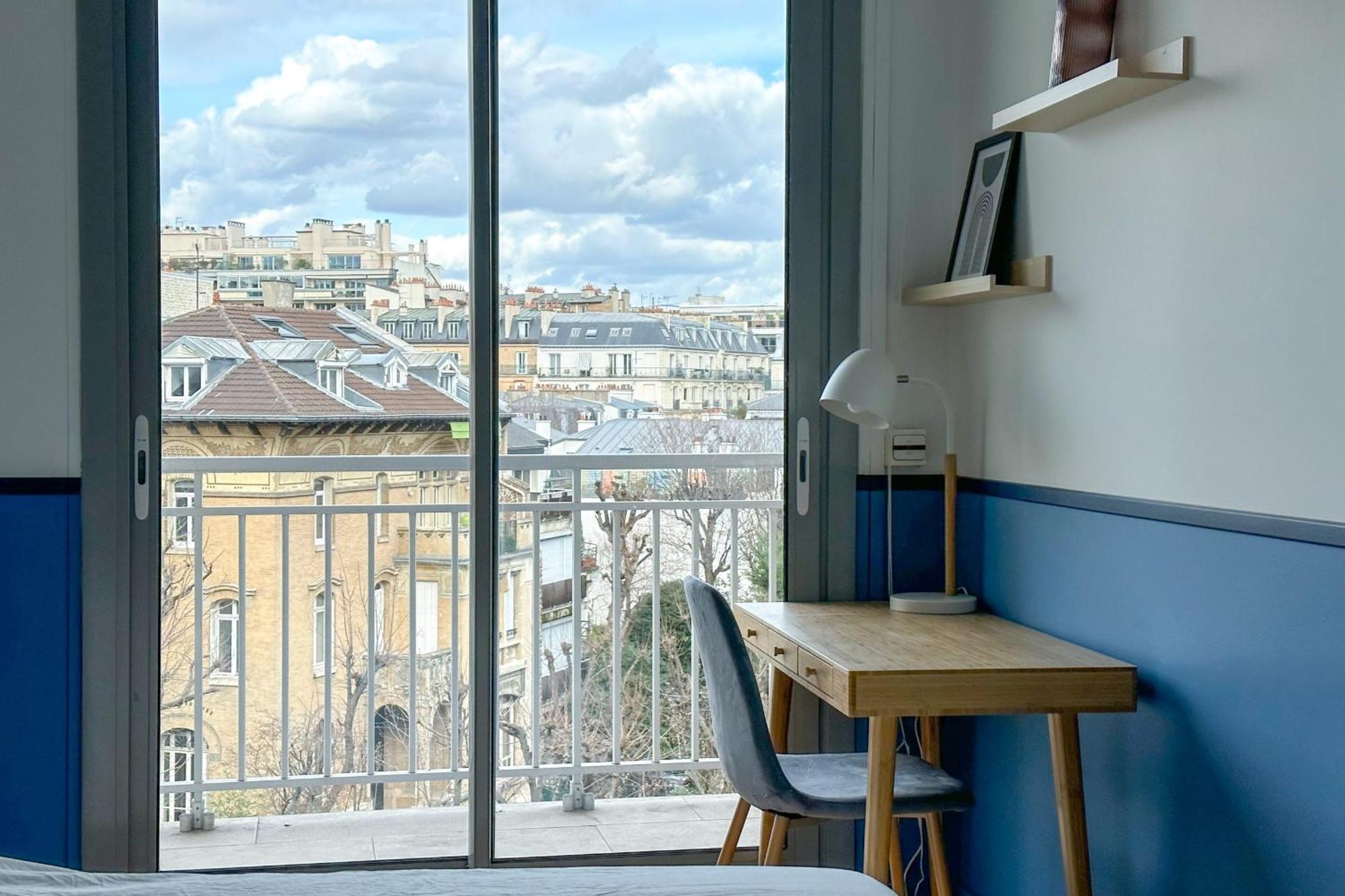 Beautiful Private In A Parisian Shared - Flexliving *